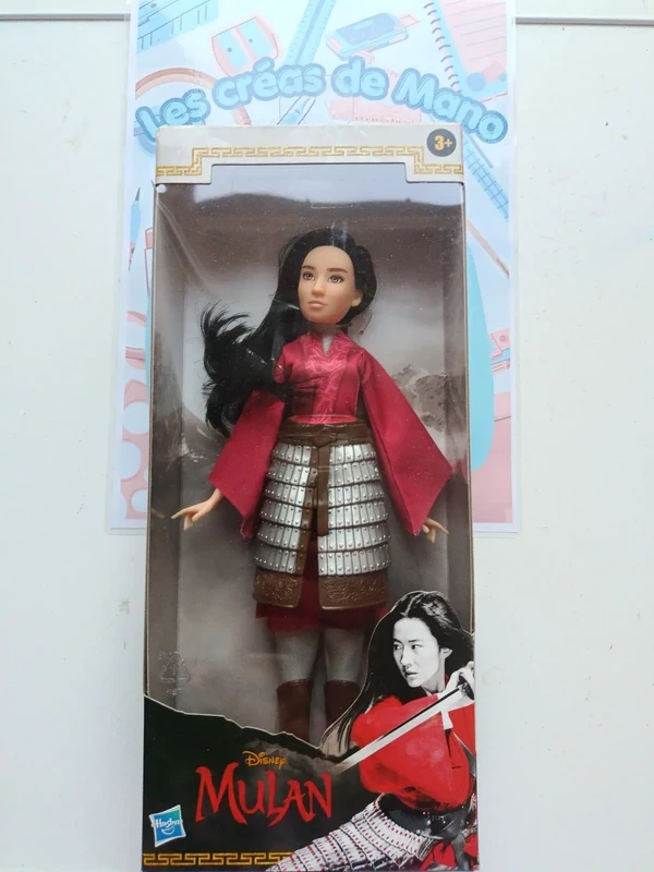 Poupée Barbie Mulan le film Disney